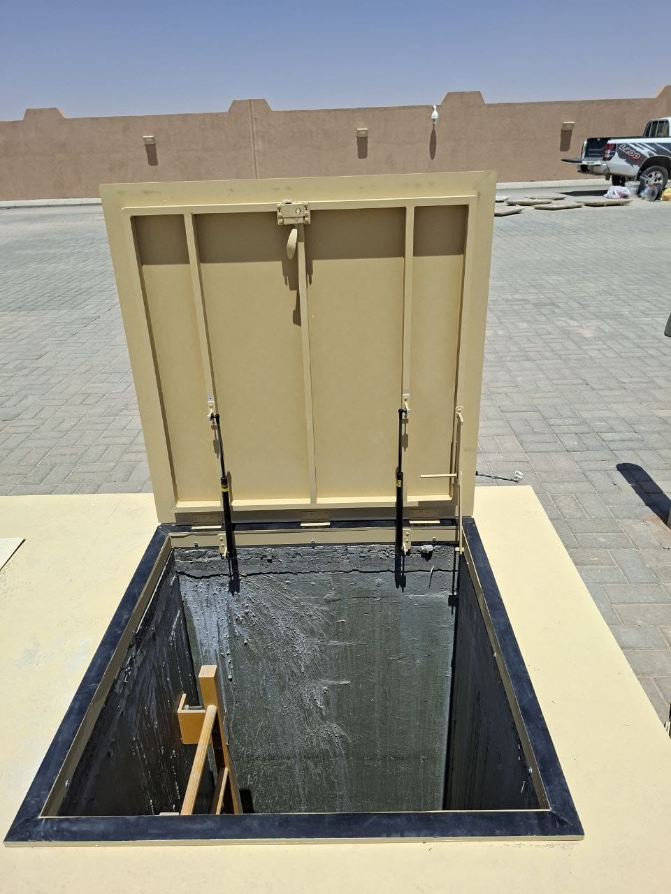 Installed access hatch manufactured by Al Rayyan Specialized
